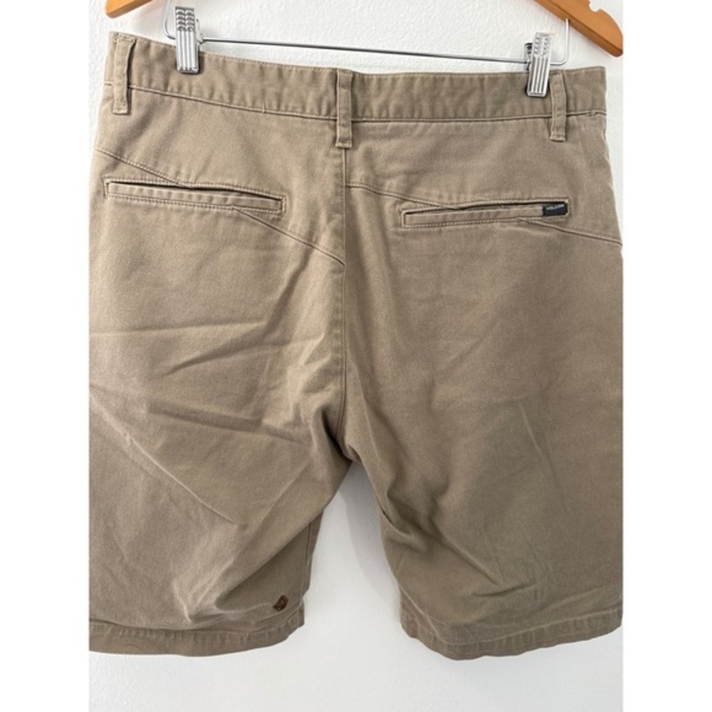 Volcom Men's Chino Corpo Class Shorts Size 33 10" Inseam Khaki Skateboarding - Picture 4 of 6